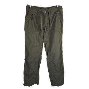 The North Face Alam Deep Green Square Pockets Roll Up Athletic Women's Pants 8